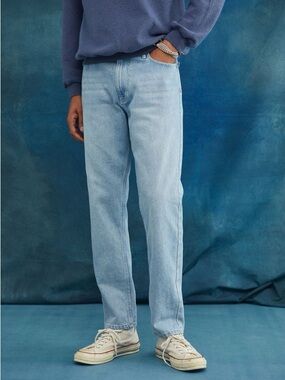 BDG vintage style slim fit jeans - skyline light wash